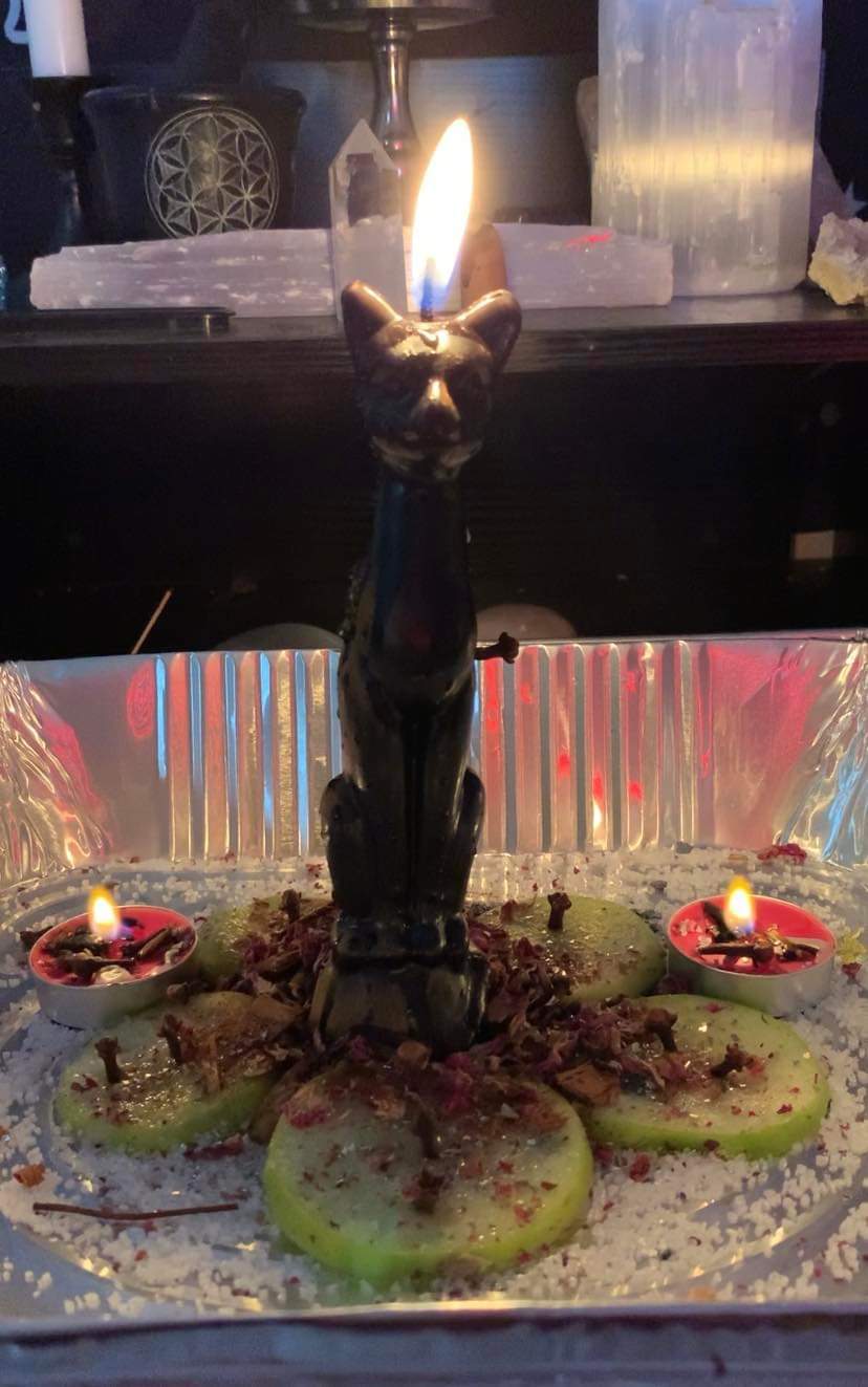 Domination candle
